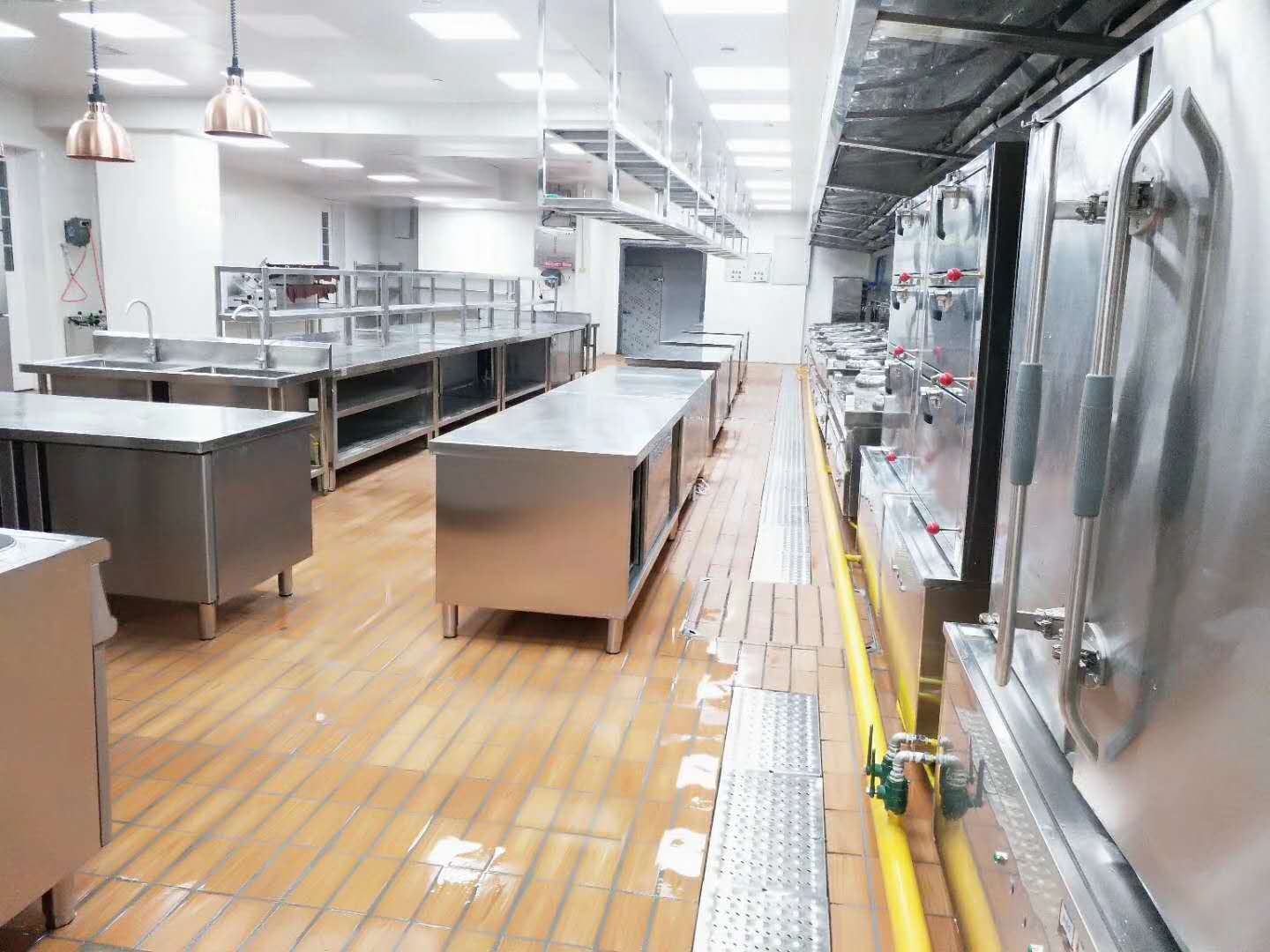 商用粉色视频免费网站明沟
