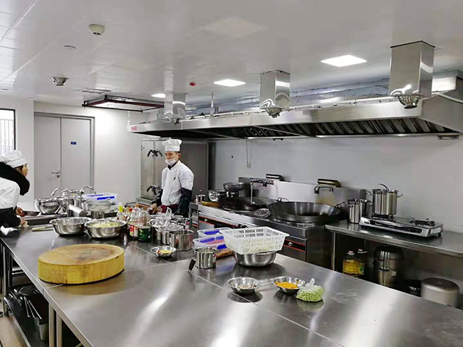食堂粉色视频免费网站设备