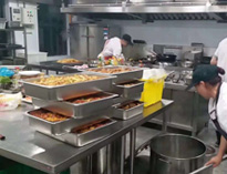 成都粉色视频免费网站设备行业如何突出重围