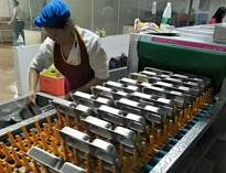 成都学校食堂粉色视频免费网站设备厂推荐大型餐具清洗烘干流水线